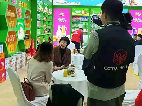 牢記初心匠心閃耀—長(zhǎng)沙糖酒會(huì)火熱進(jìn)行，頂真食品接受央視專(zhuān)訪！